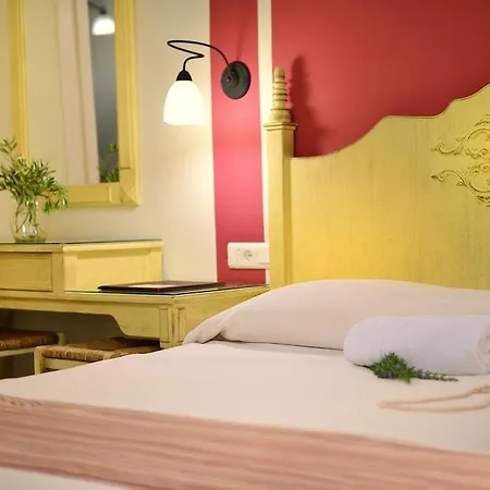 Pelican Otel 2*